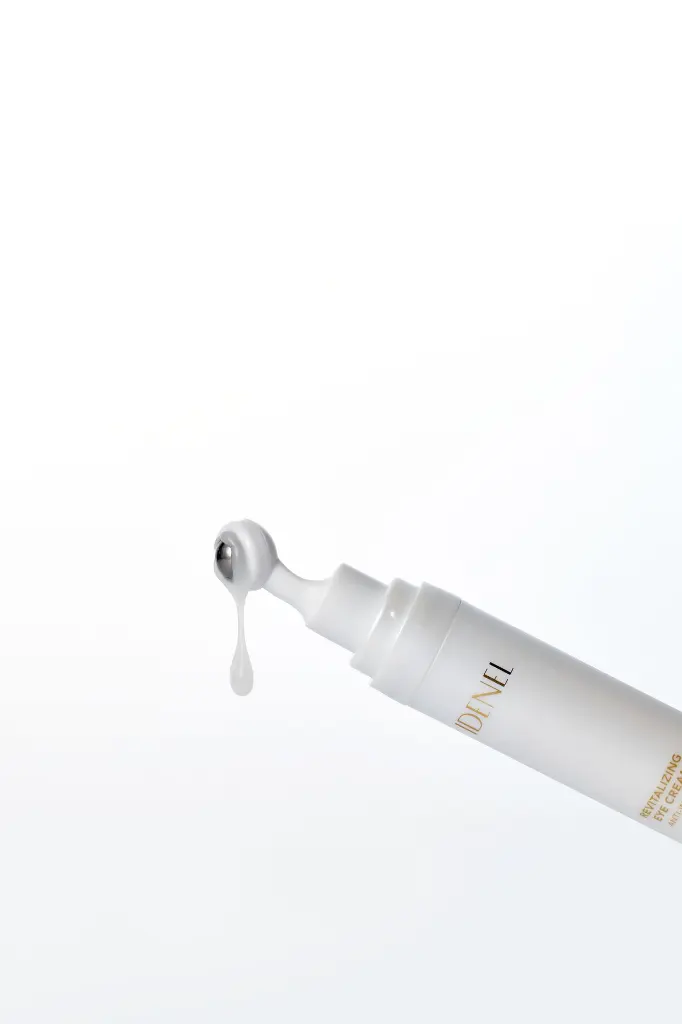 Revitalizing Eye Cream3.webp